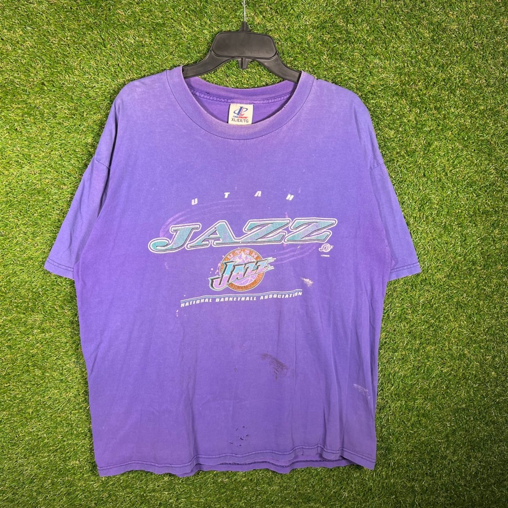 Vintage Logo Athletic Utah Jazz NBA T Shirt XL Purple 90s Graphic Distressed